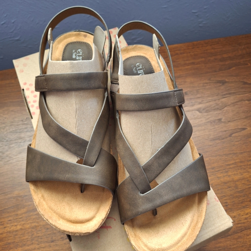 NEW Sofft "Eurosoft" Gianetta Mocha Strappy Sandals